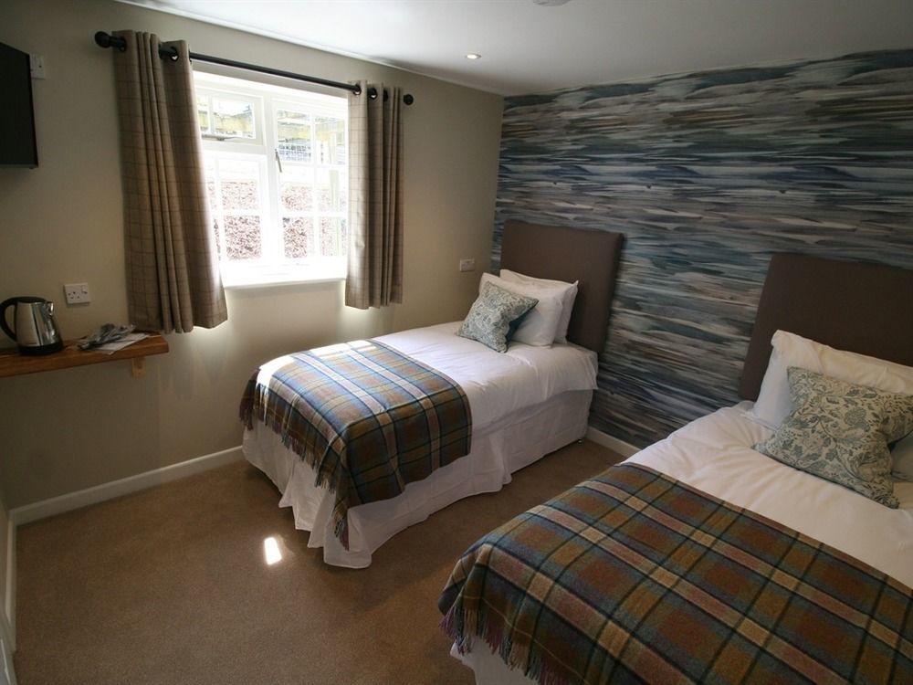 The Fox & Hounds Hotel Swindon Ngoại thất bức ảnh
